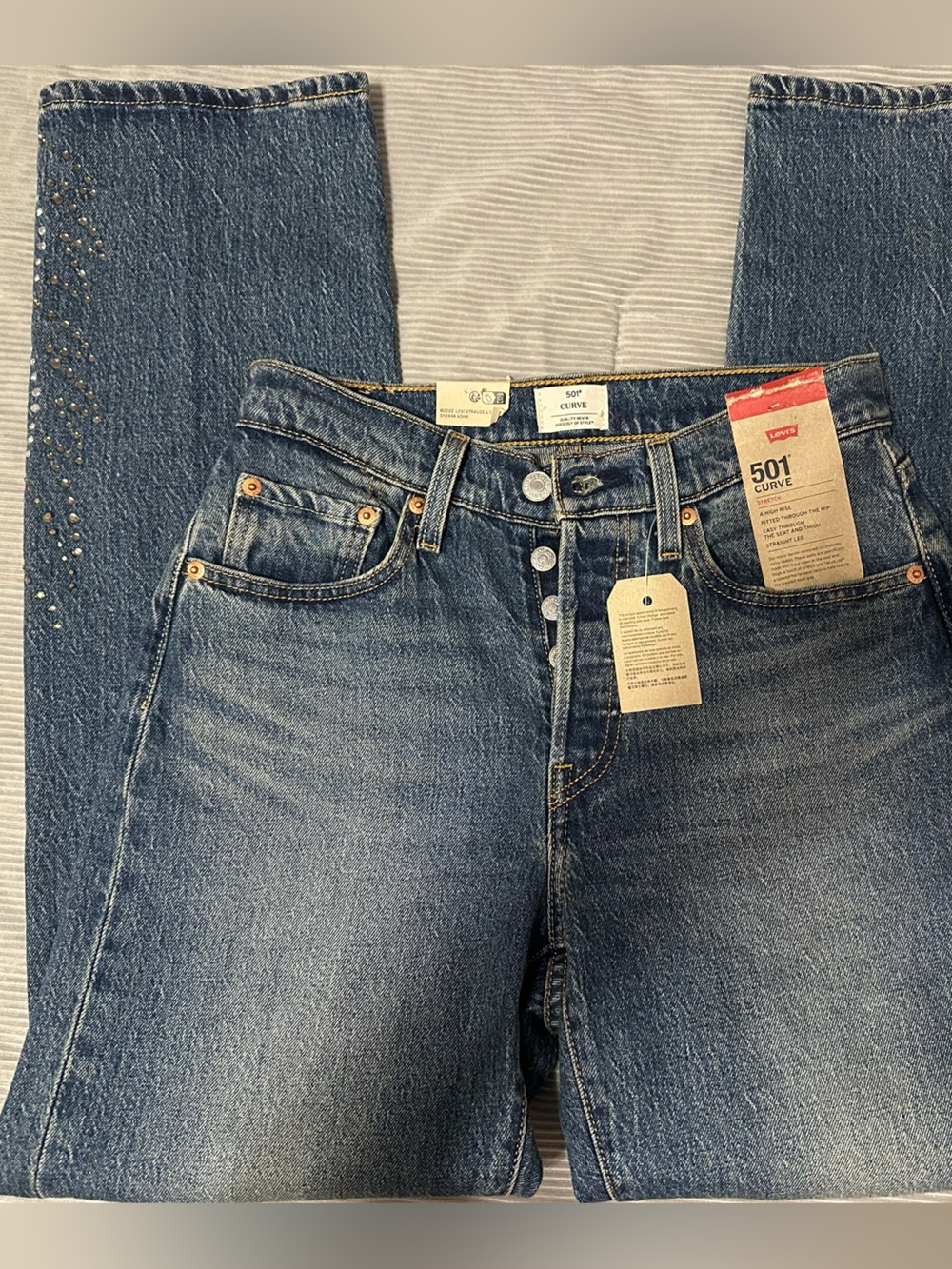 Levi's 501 curve High-Rise Straight Jeans with Rhinestone detailing size 27